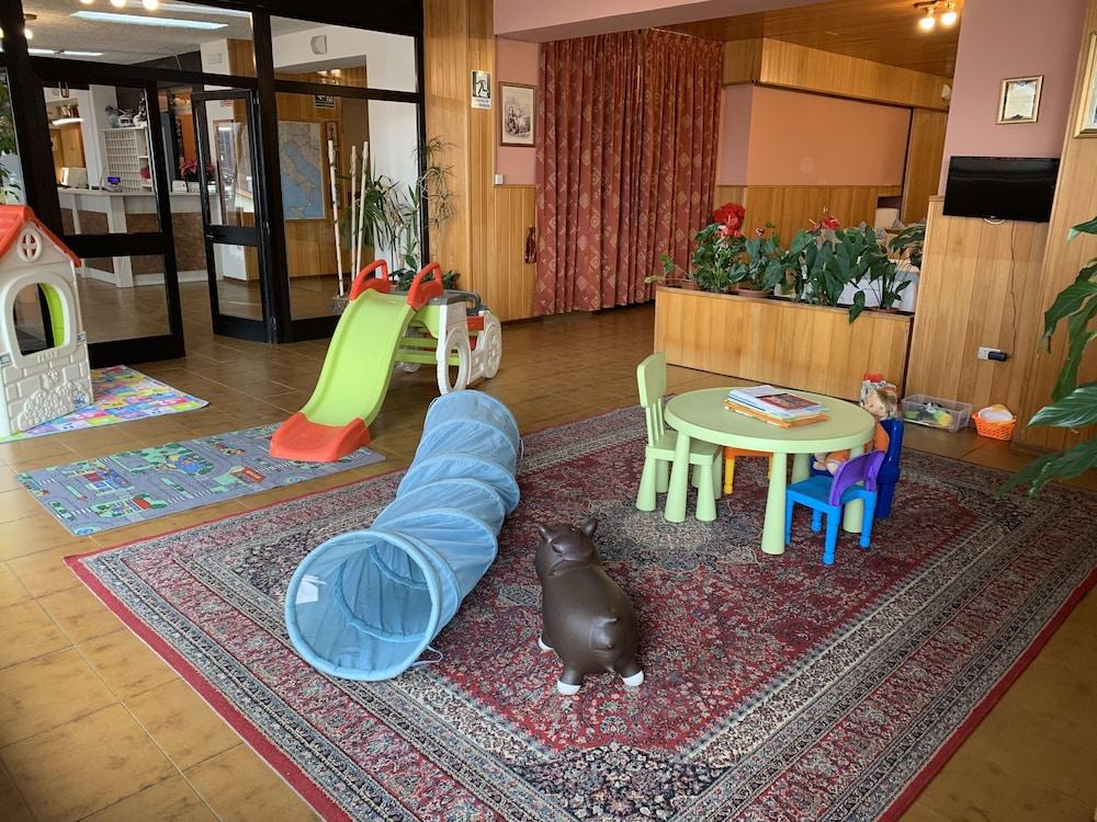 Hotel Sancamillo Dimaro Εξωτερικό φωτογραφία